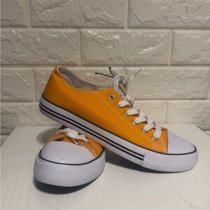 Canvas Chucks inspired Sneakers Yelloe/Mustard Sz 8 fits like 9